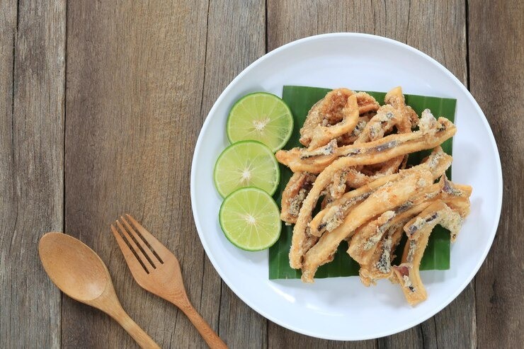 bahaya ikan asin, risiko makan ikan asin, ikan asin hipertensi, ikan asin kanker lambung, gangguan pencernaan akibat ikan asin, tips aman makan ikan asin, natrium tinggi dalam ikan asin, efek samping makan asin, makanan tinggi garam, pola makan sehat ibu 